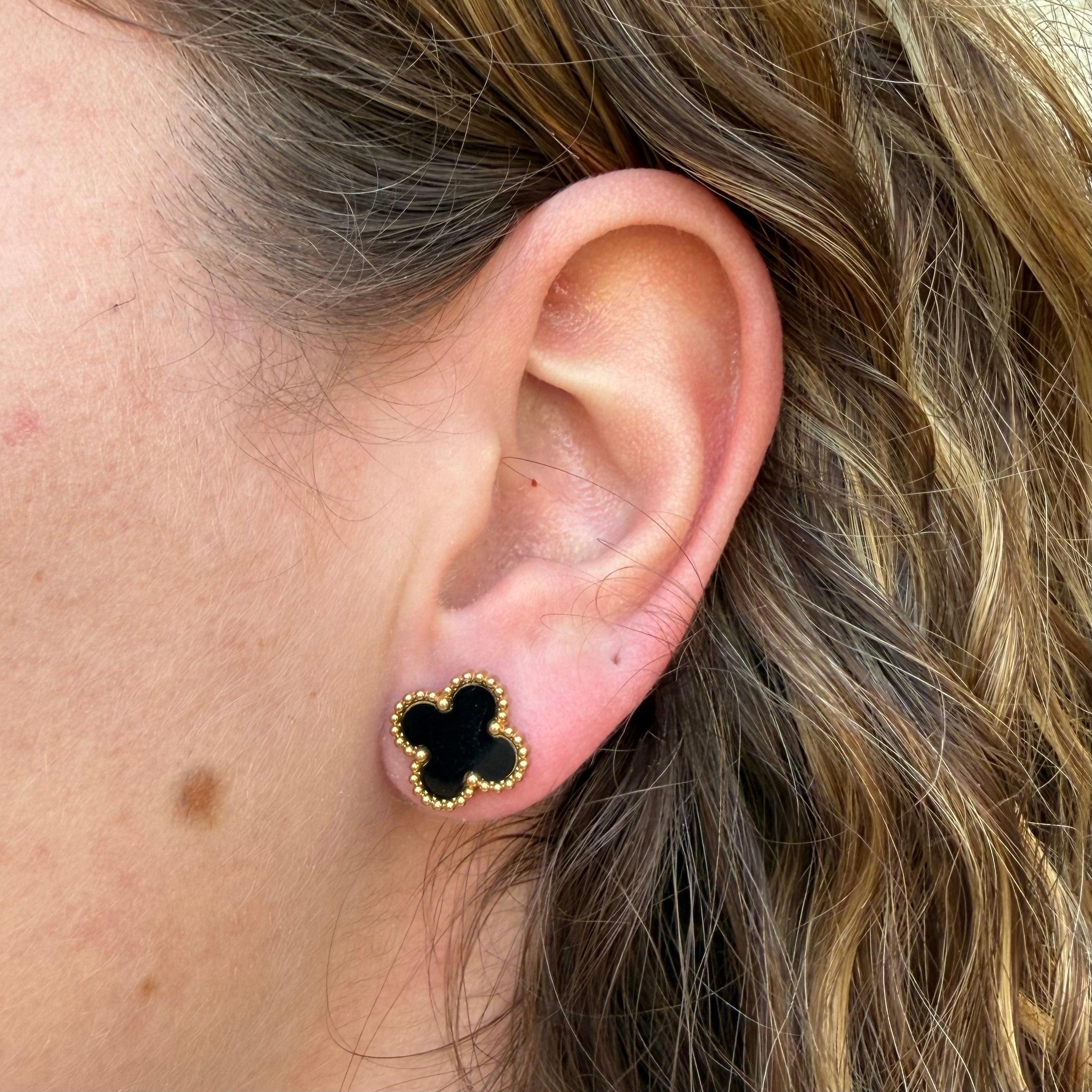 Boucles d'Oreilles - Charlotte Chabrille